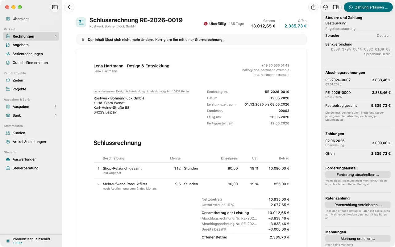 Schlussrechnung, die zwei bereits gestellte Abschlagsrechnungen mit Nummer und Steuer abzieht.