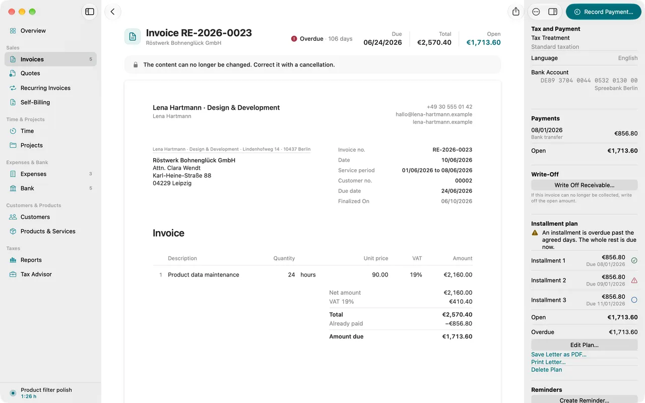 Invoice with an instalment plan: due dates and amounts of each instalment.